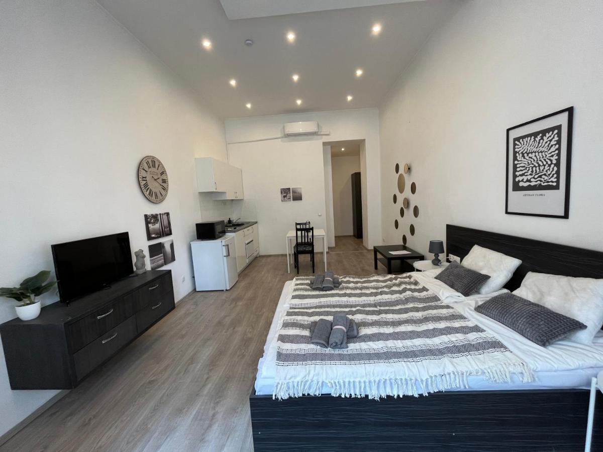 D58 Superior Apartments In The City Center บูดาเปสต์ ภายนอก รูปภาพ