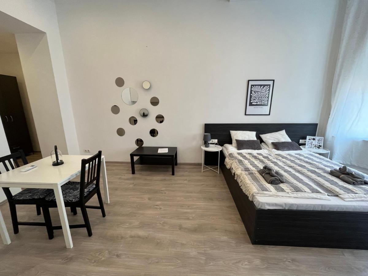 D58 Superior Apartments In The City Center บูดาเปสต์ ภายนอก รูปภาพ